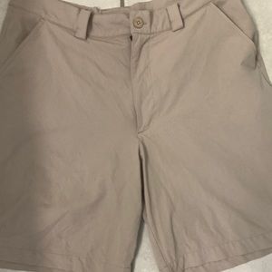 Under Armor 34R Golf Shorts